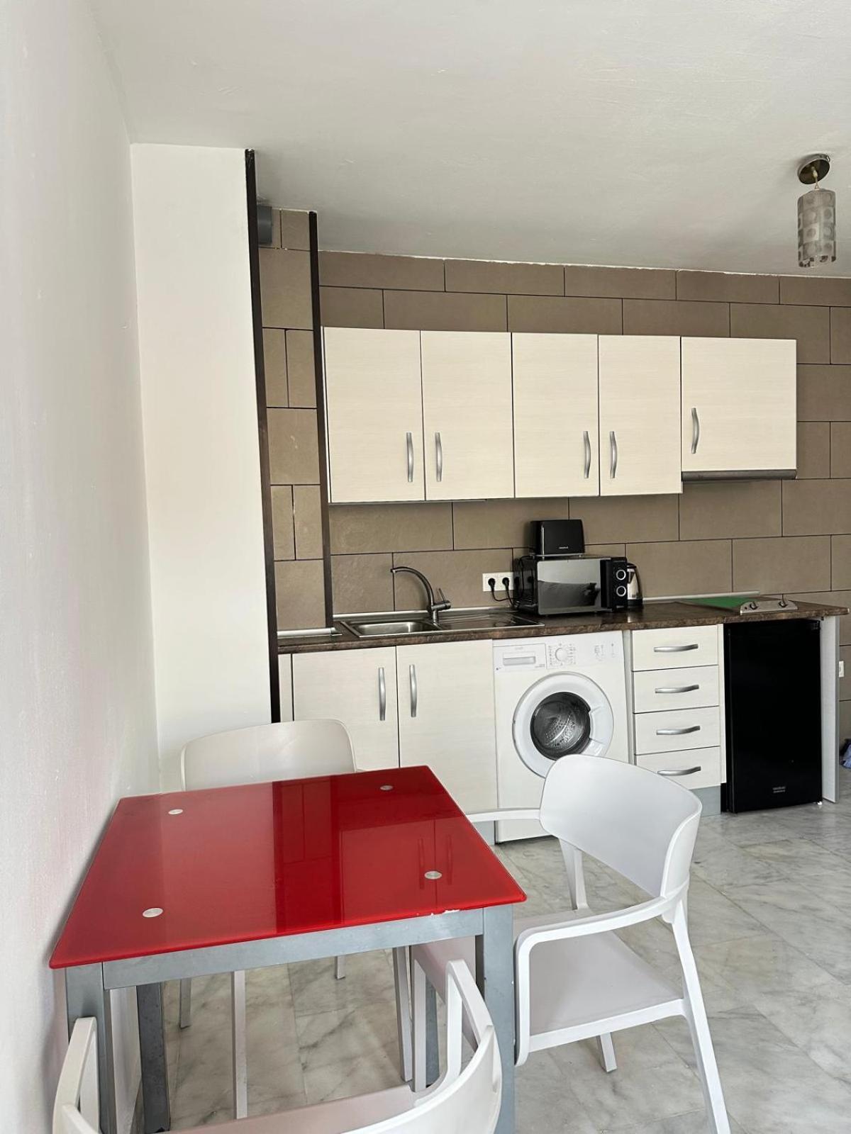 Apartamentos Playa Huelin Malaga Bagian luar foto